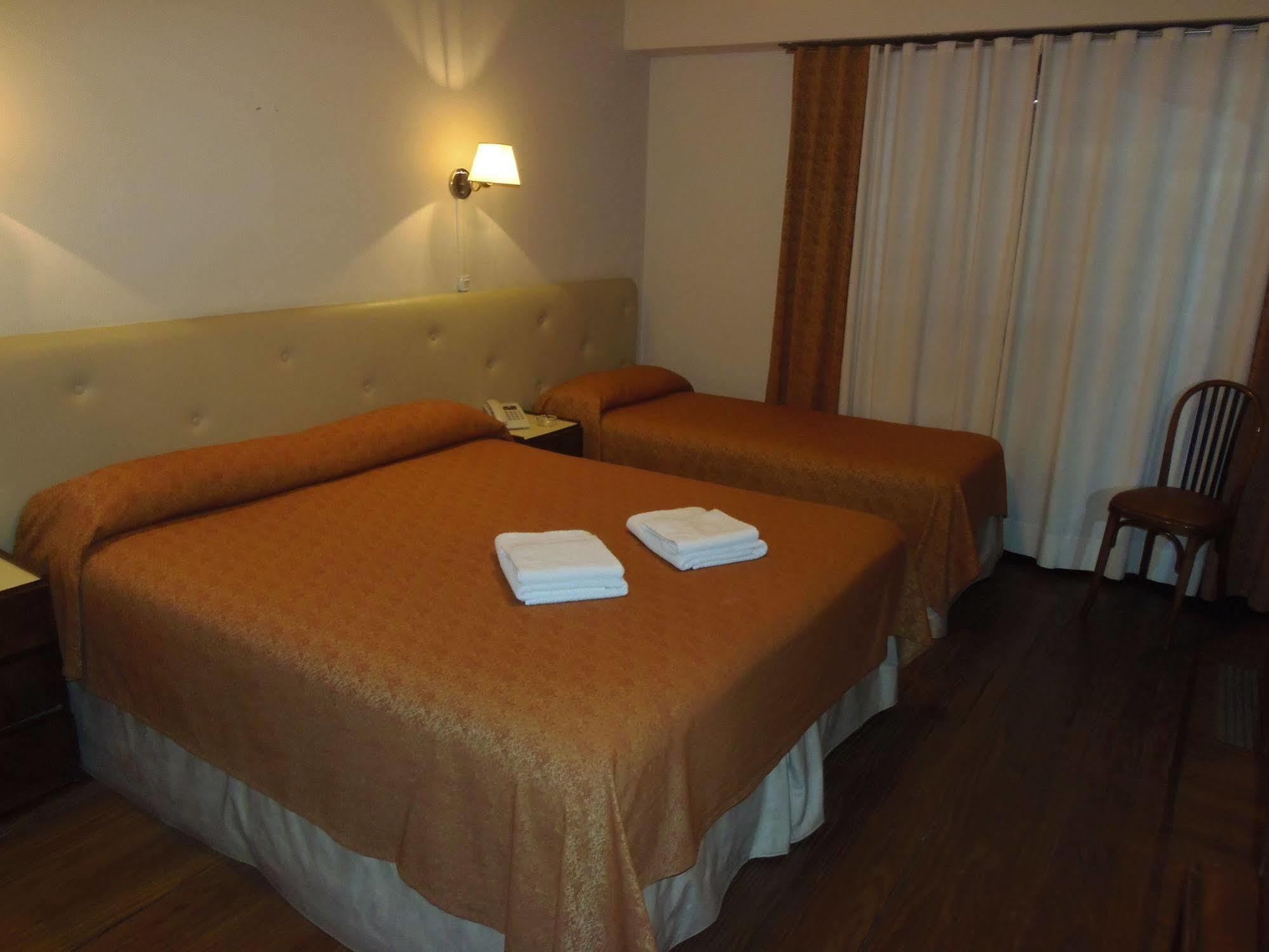 City Hotel มาร์เดลปลาตา ภายนอก รูปภาพ
